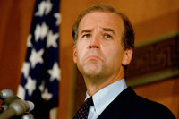 [ẢNH] Những cú ‘sảy chân’ đau đớn của ông Joe Biden trước khi hưởng ‘trái ngọt’