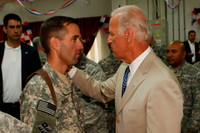 [ẢNH] Ứng cử viên tổng thống Mỹ 2020- Joe Biden: Phi thường vượt qua bi kịch cuộc đời