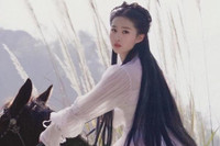 [ẢNH] Hành trình thăng hạng nhan sắc của những nàng ‘Tiểu Long Nữ’ xinh đẹp