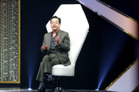 [ẢNH] Những nghệ sĩ ‘gừng càng già càng cay’ của làng giải trí Việt