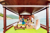 [ẢNH] Cuộc sống viên mãn của 'Hoa hậu 4 con' Jennifer Phạm sau 8 năm kết hôn với doanh nhân giàu có