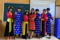 [ẢNH] Chân dung cô giáo người Mường vào top 10 giáo viên xuất sắc nhất toàn cầu