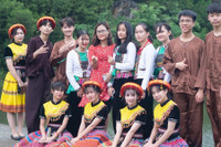 [ẢNH] Chân dung cô giáo người Mường vào top 10 giáo viên xuất sắc nhất toàn cầu