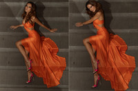 [ẢNH] Vẻ nóng bỏng của 'cô giáo' catwalk tại Hoa hậu Việt Nam 2020 dù đã qua 2 lần sinh nở