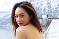 [ẢNH] ‘Nữ hoàng giải trí Thái Lan’ Bee Namthip: Xinh đẹp, giàu có nhưng vẫn ‘lẻ bóng’ ở tuổi 38