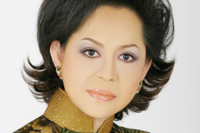 [ẢNH] Danh ca Giao Linh ở tuổi U80: Sự nghiệp thành công, hôn nhân viên mãn bên người chồng từng 3 đời vợ