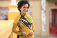 [ẢNH] Danh ca Giao Linh ở tuổi U80: Sự nghiệp thành công, hôn nhân viên mãn bên người chồng từng 3 đời vợ