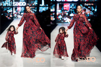 [ẢNH] Vẻ nóng bỏng của 'cô giáo' catwalk tại Hoa hậu Việt Nam 2020 dù đã qua 2 lần sinh nở