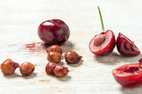 [ẢNH] Nguy hại sức khỏe từ hạt của những loại quả 