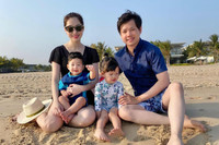 [ẢNH] Sao Việt mùa dịch: Tự Long đạp xe trong phòng, Trọng Tấn khoe vườn cây, dàn Hoa hậu mở studio tại gia