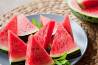 [ẢNH] 'Bật mí' những cách làm mát cơ thể đơn giản trong ngày nắng nóng