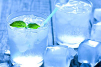 [ẢNH] 'Bật mí' những cách làm mát cơ thể đơn giản trong ngày nắng nóng