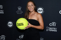 [ẢNH] Cuộc sống trong mơ của tay vợt giàu nhất thế giới, vượt cả Federer và Serena William