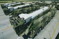 Tên lửa đạn đạo DF-15B vừa được Trung Quốc phóng ra biển, thị uy đảo Đài Loan