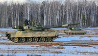 Xe tăng huyền thoại trang bị cho lực lượng đặc biệt được Nga điều tới biên giới Ukraine