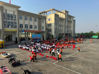 Gần 1.000 học sinh ở Đan Phượng hào hứng trải nghiệm phòng cháy chữa cháy và cứu nạn cứu hộ