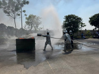 Gần 1.000 học sinh ở Đan Phượng hào hứng trải nghiệm phòng cháy chữa cháy và cứu nạn cứu hộ