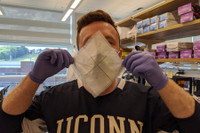 [ẢNH] Những loại khẩu trang ‘độc, lạ’