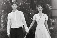 [ẢNH] Sau gần 2 năm ly hôn, ‘cặp đôi thế kỉ’ Song Joong Ki và Song Hye Kyo giờ sống ra sao?