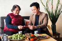 [ẢNH] Dàn diễn viên Việt ‘khoe’ nhà trang hoàng lộng lẫy đón Tết 