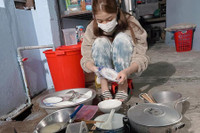 [ẢNH] Hình ảnh đối lập trước và sau khi về quê đón Tết Tân Sửu của dàn mỹ nhân Việt 