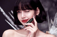 [ẢNH] Lisa - Rosé (BlackPink): Cặp bạn thân tuổi Sửu đình đám nhất làng giải trí Hàn Quốc 