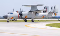 'Đôi mắt bay' KJ-600 lần đầu cất cánh từ tàu sân bay Phúc Kiến