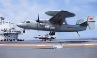 'Đôi mắt bay' KJ-600 lần đầu cất cánh từ tàu sân bay Phúc Kiến