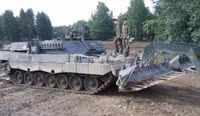 Thiết giáp phá mìn đặc biệt Leopard 2R 'thúc thủ' trước hỏa lực Nga
