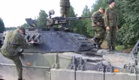 Thiết giáp phá mìn đặc biệt Leopard 2R 'thúc thủ' trước hỏa lực Nga