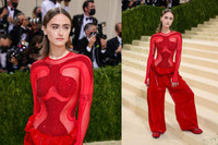 [ẢNH] Dàn mỹ nhân ‘đối đầu’ trên thảm đỏ: Người hở táo bạo, người trùm kín mít không nhận ra 