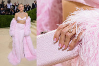 [ẢNH] Dàn mỹ nhân ‘đối đầu’ trên thảm đỏ: Người hở táo bạo, người trùm kín mít không nhận ra 