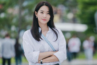 ‘Tất tần tật’ về Shin Min Ah - nữ chính của phim 'Điệu cha cha cha làng biển'