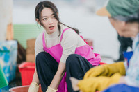 ‘Tất tần tật’ về Shin Min Ah - nữ chính của phim 'Điệu cha cha cha làng biển'