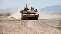 Xe tăng Mỹ trang bị hệ thống phòng thủ Israel, tiến về Ukraine?