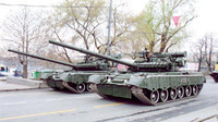 Nổ kho đạn, xe tăng T-80BV bị phá hủy hoàn toàn tại chiến trường Ukraine