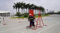 Cảnh sát phòng cháy, chữa cháy Hà Nội tập luyện giữa trời nắng nóng, nỗ lực cho Vòng chung kết Hội thi Thể thao nghiệp vụ chữa cháy