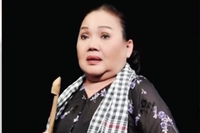 [ẢNH] Cuộc đời lận đận của NSND Ngọc Giàu: Hôn nhân 19 năm không tình yêu, con mất vì ung thư máu