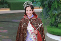 [ẢNH] ‘Vẻ đẹp lai’ siêu lạ của tân Hoa hậu Hong Kong 2020: Tạ Gia Di