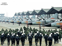 [ẢNH] Trung Quốc cho JH-7 phóng tên lửa thị uy, coi chừng ‘gậy ông đập lưng ông’