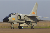 [ẢNH] Trung Quốc cho JH-7 phóng tên lửa thị uy, coi chừng ‘gậy ông đập lưng ông’