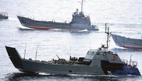 Tàu đổ bộ Nga ngoặt gấp để tránh tên lửa Ukraine trên Biển Đen