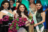 Khoảnh khắc 3 mỹ nhân Việt đăng quang trên đấu trường nhan sắc quốc tế