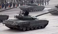 [ẢNH] Siêu tăng T-72B3M Nga tới sát biên giới, NATO bắt đầu lo lắng