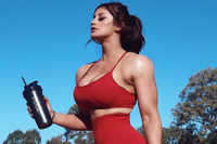 [ẢNH] Những cô gái có khuôn mặt khả ái nhưng thân hình lực sĩ gây choáng váng