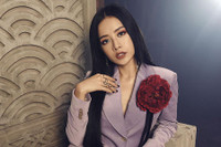 [ẢNH] Chân dung 2 mỹ nhân Việt có màn 'đá chéo sân' gây tranh cãi nhất showbiz