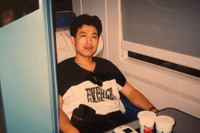 [ẢNH] Danh hài Vân Sơn: Sự nghiệp thành công, hôn nhân viên mãn bên người vợ xinh đẹp