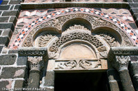 [ẢNH] Những công trình 'cheo leo' trên vách đá nổi tiếng trên thế giới