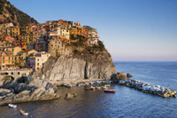 [ẢNH] Những công trình 'cheo leo' trên vách đá nổi tiếng trên thế giới