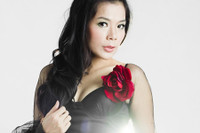 [ẢNH] Những ‘đóa hoa nở muộn’ của làng giải trí Việt